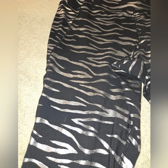 Zebra leggings - Picture 4 of 11